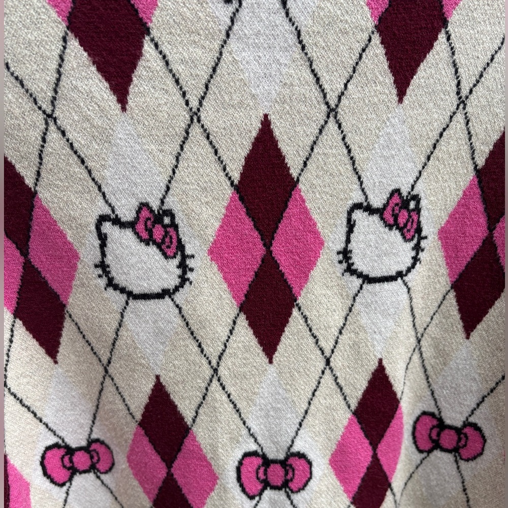 Hello Kitty & Friends Oversized Argyle Cardigan V-neck Button Up Sweater Size S - Picture 9 of 12
